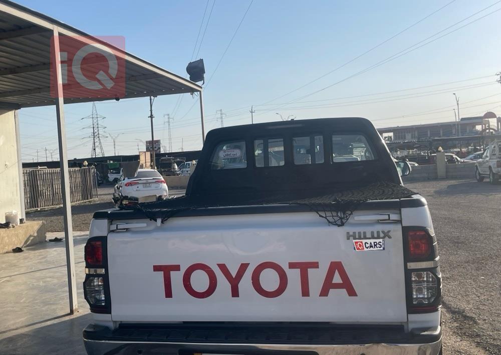 تويوتا هايلوكس